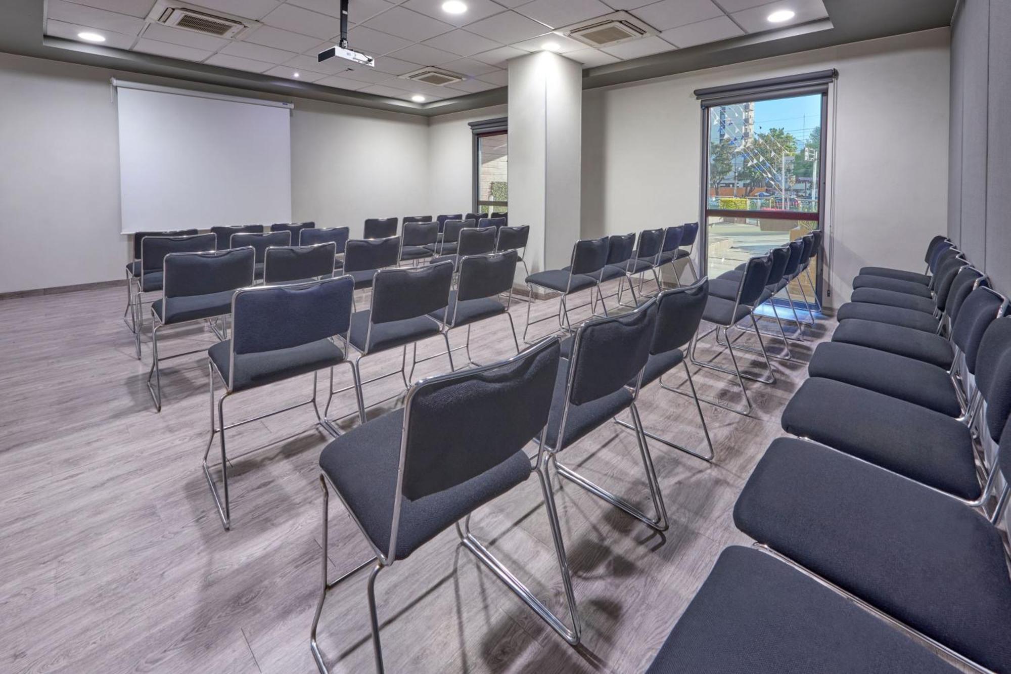 City Express Plus By Marriott Ciudad De Mexico Periferico Sur Tlalpan Exterior photo